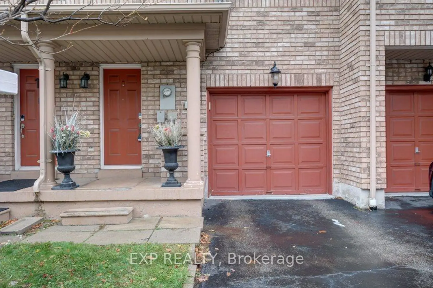 7035 Rexwood Road 13