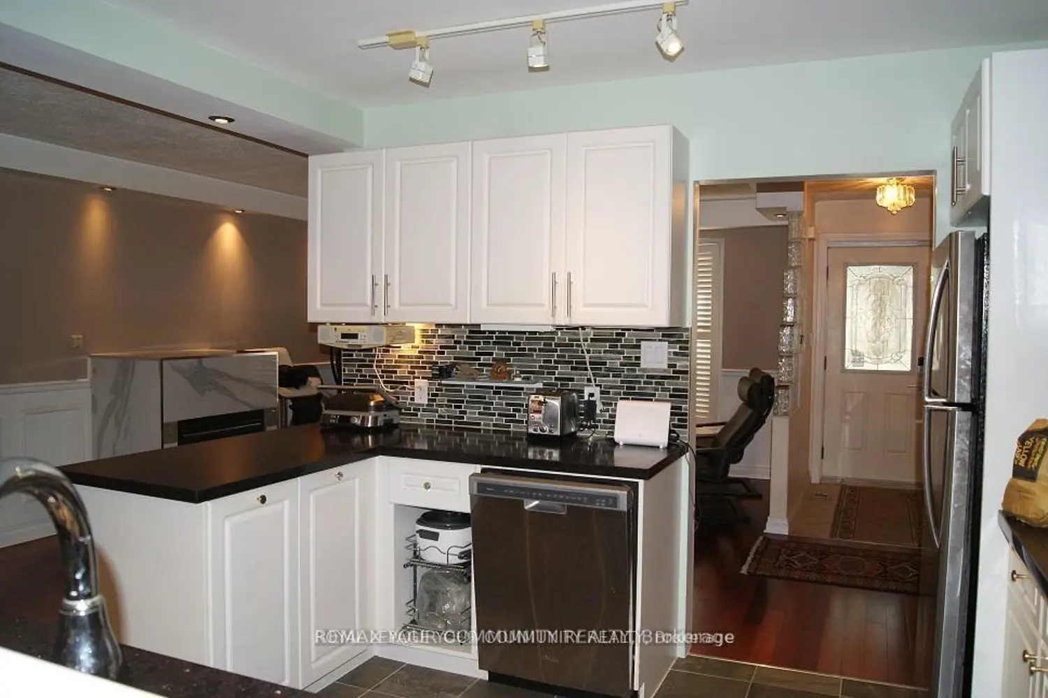 56 Willesden Road photo 4