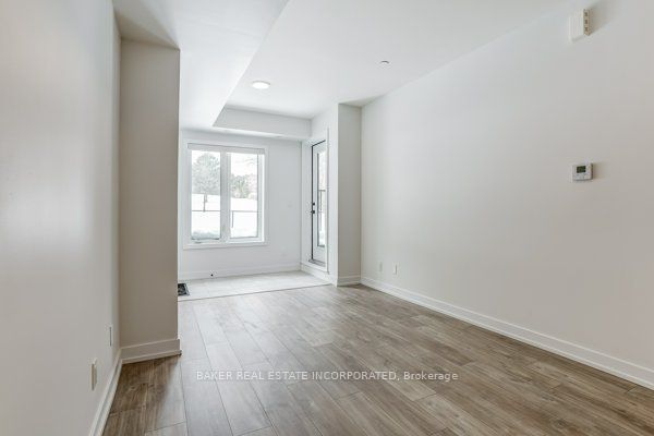 111-39 Farmstead Road, Toronto, ON, M2L 2X2 photo 4