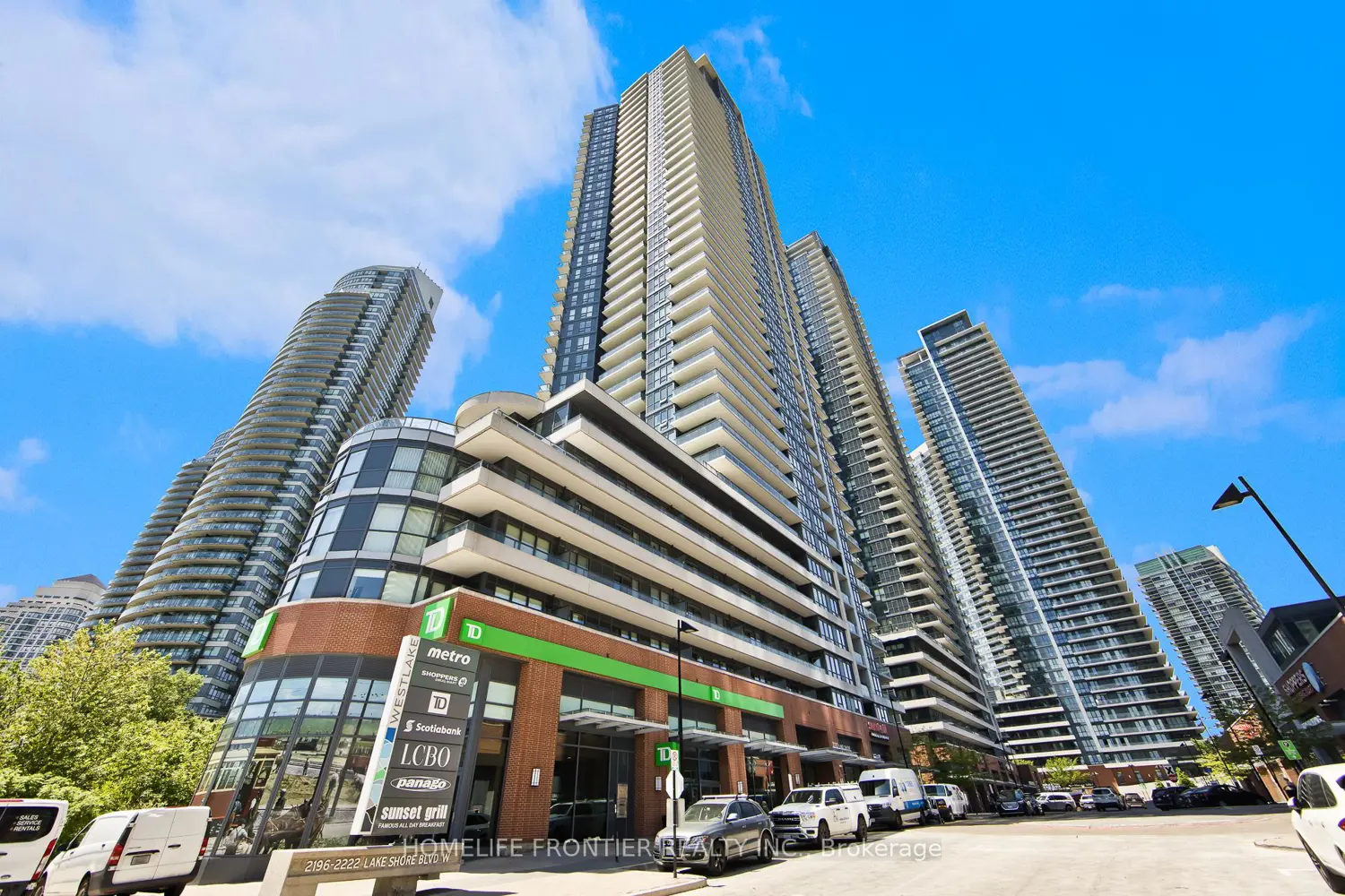 2212 Lakeshore Boulevard 1108