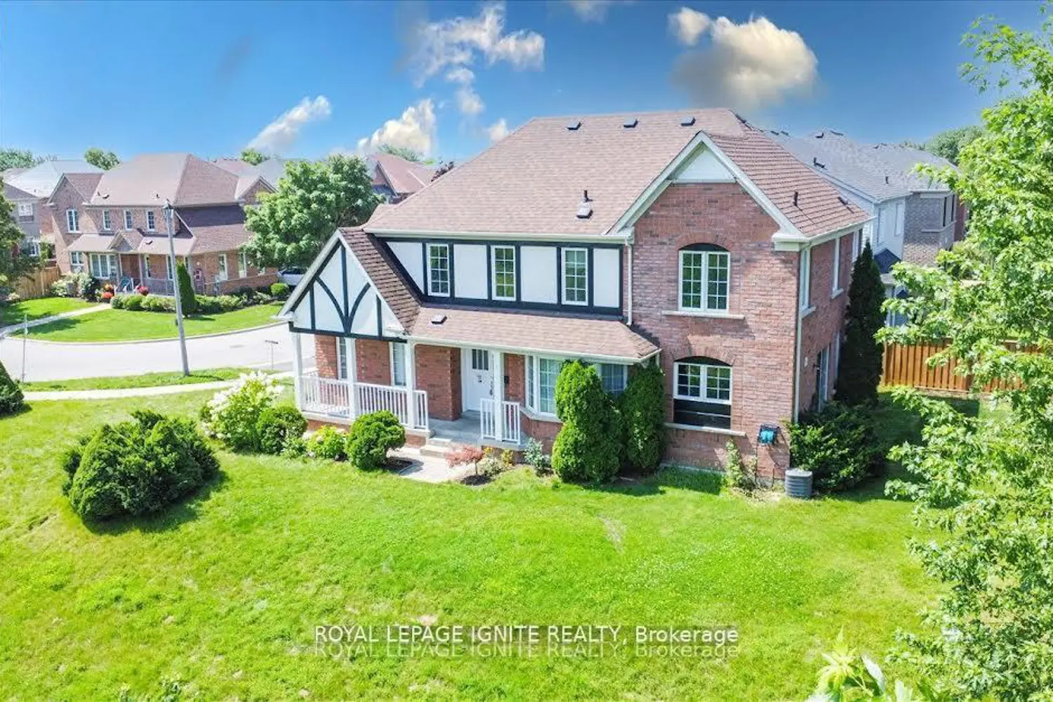 57 Armitage Crescent photo 3