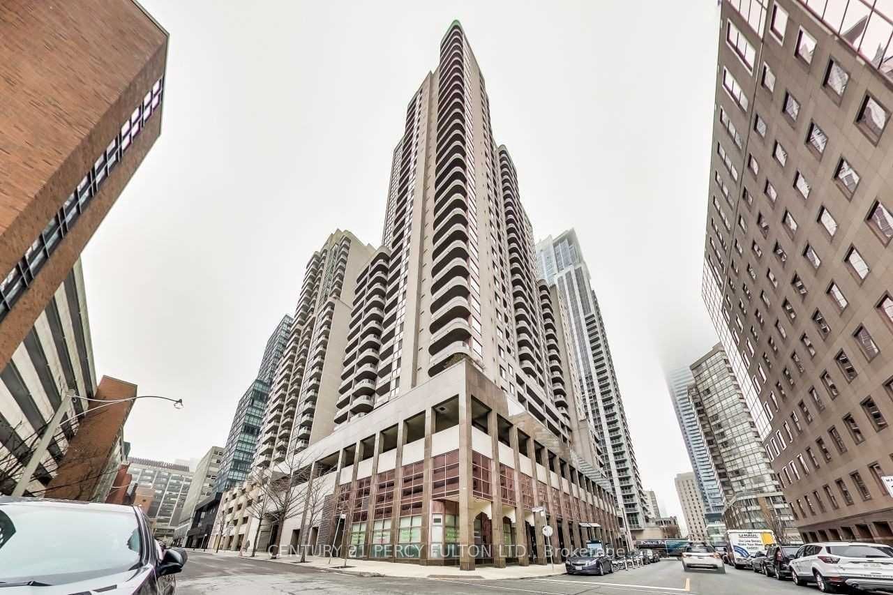 1512-736 Bay Street, Toronto, ON, M5G 2M4