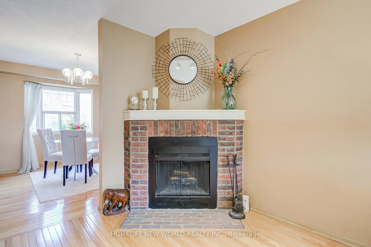 129 Sandyhook Square photo 5