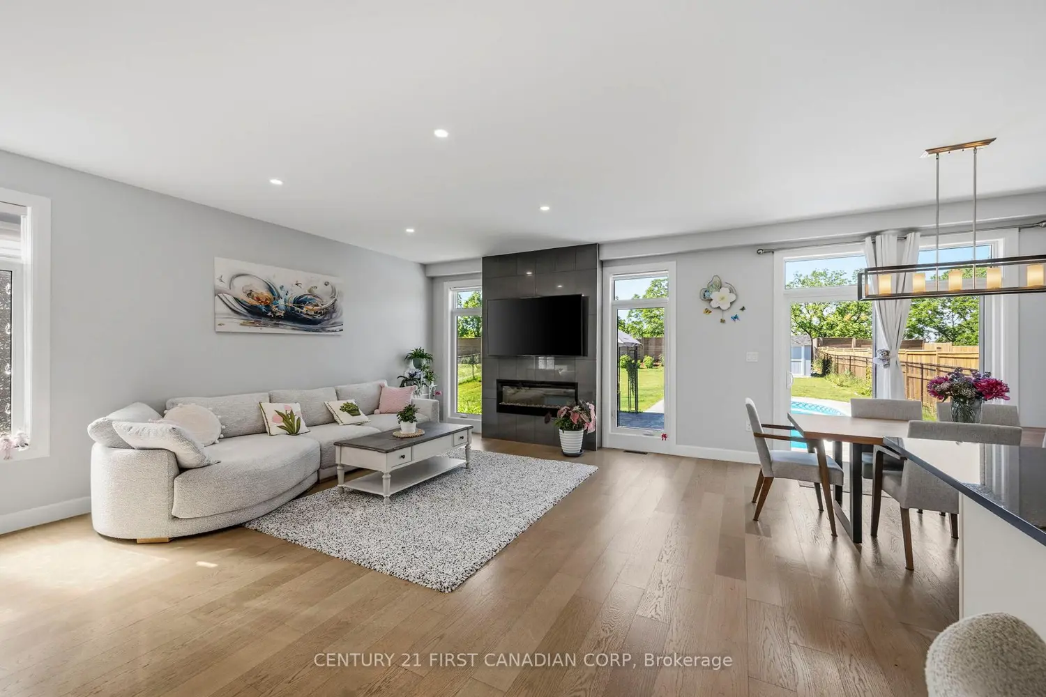 1298 Sandbar Street photo 5