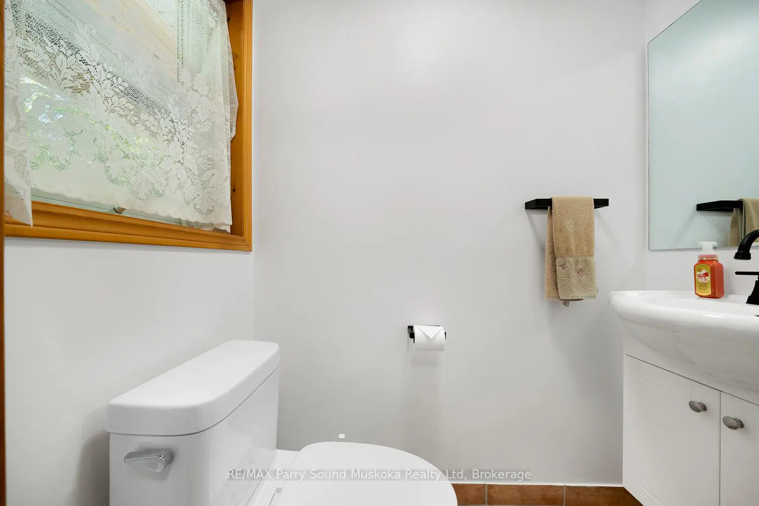 113 Bayview Drive photo 3