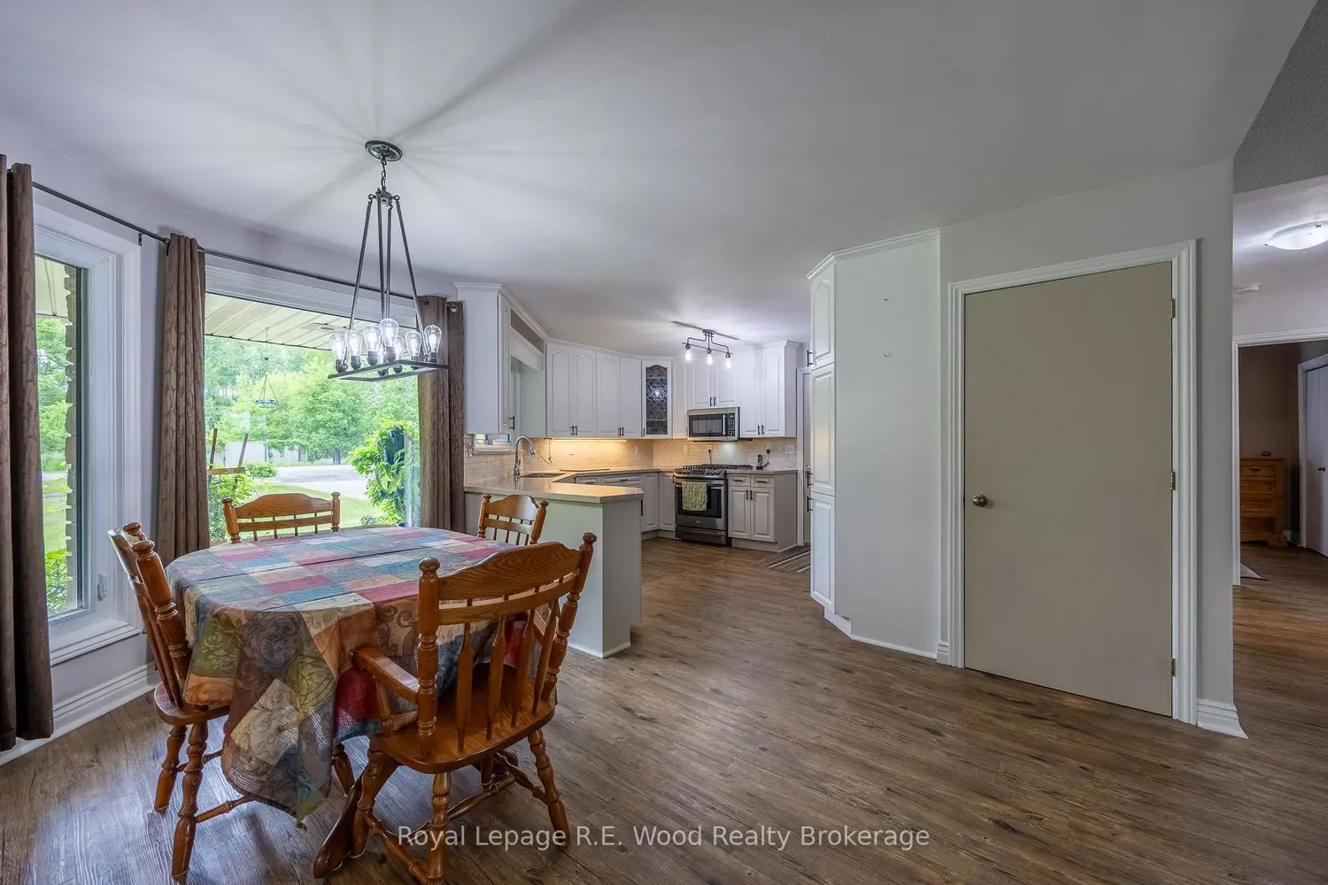 890 Goshen Road photo 2