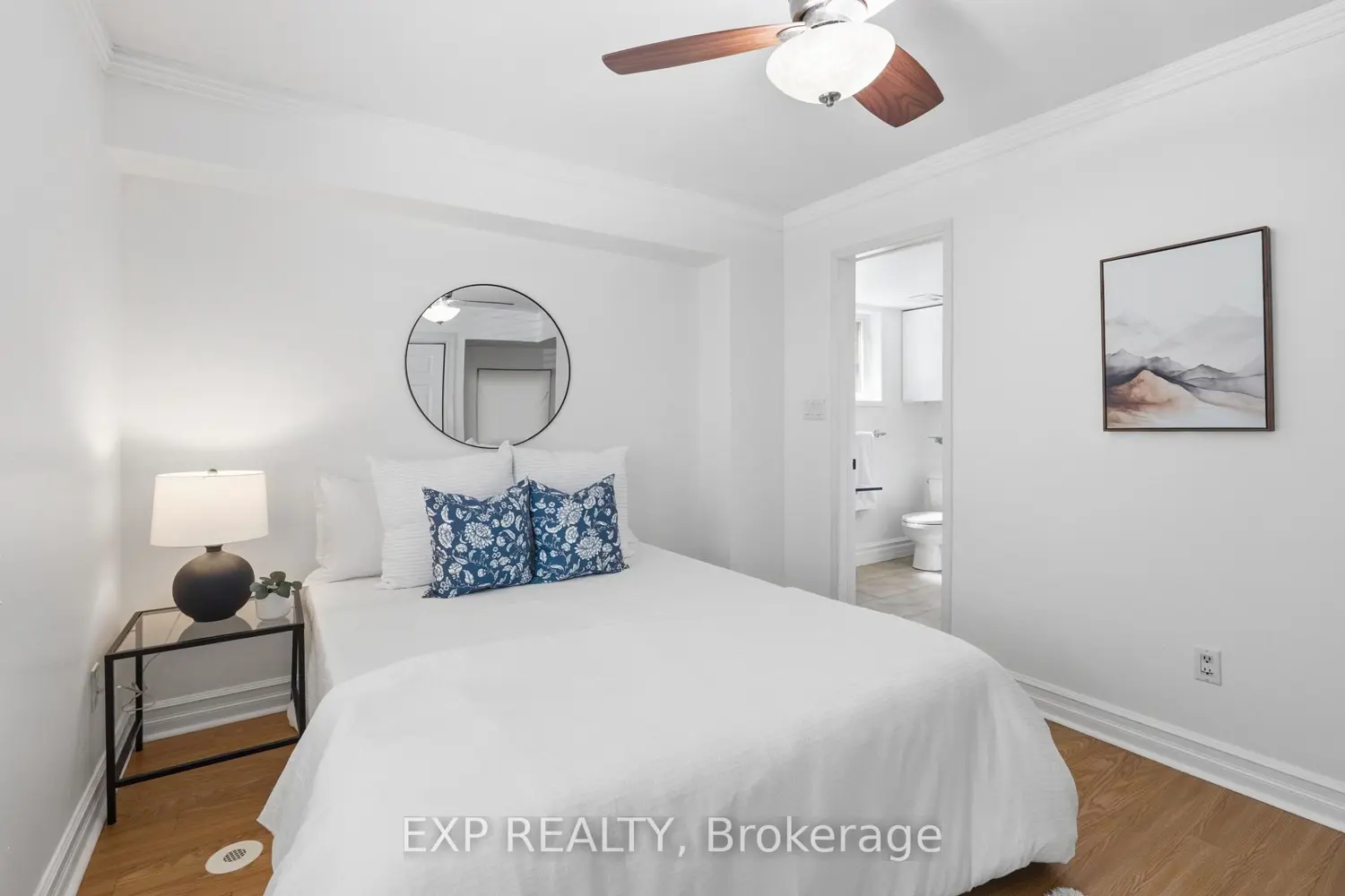 31 Foundry Avenue 29 photo 5