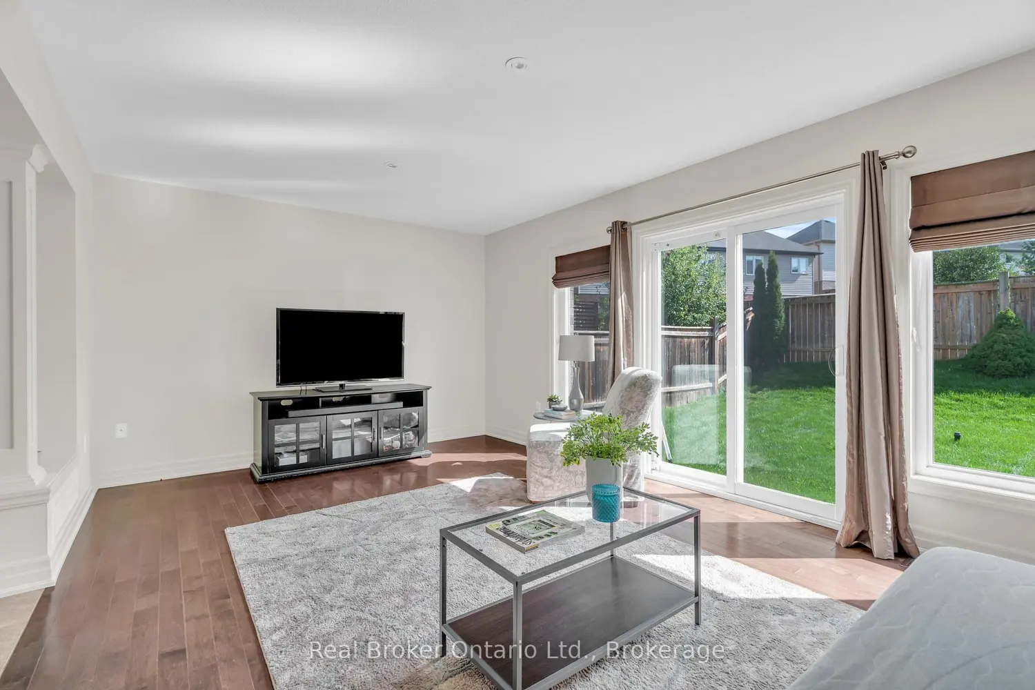 41 Samuel Drive photo 5