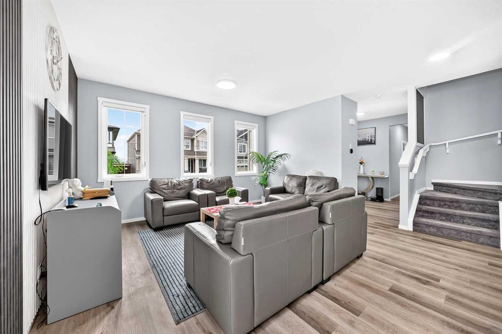 41 Cityline Heath NE, Calgary, AB, T3N 2N5 photo 4