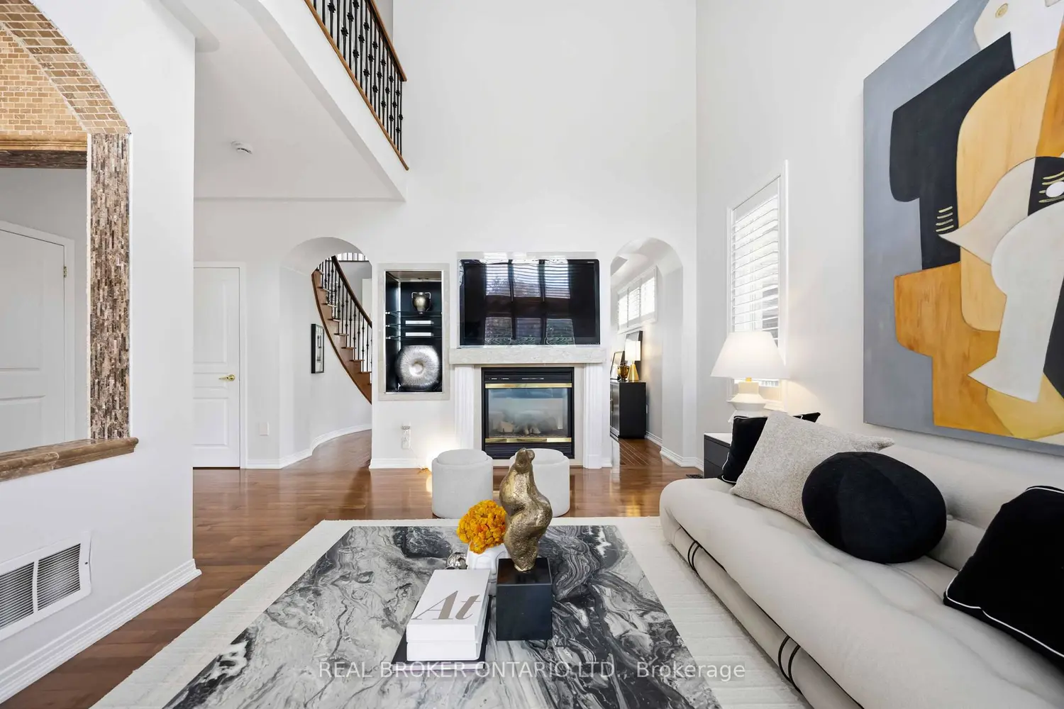 50 Robert Grundy Road photo 2