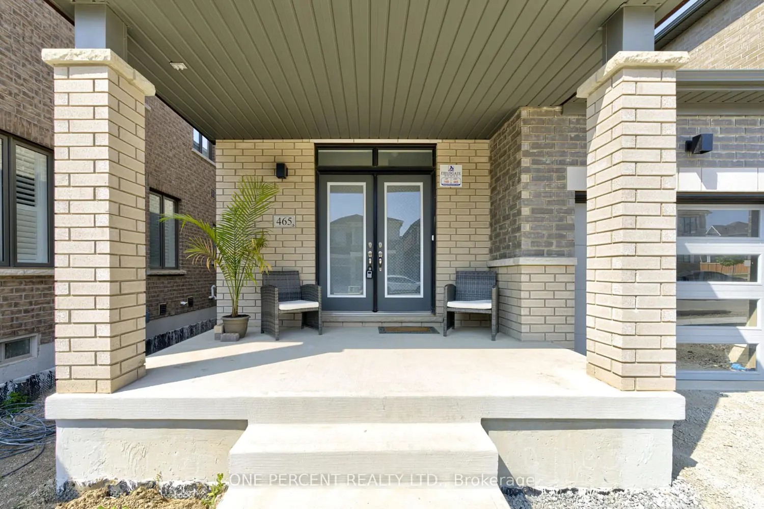 465 Kennedy Circle photo 2