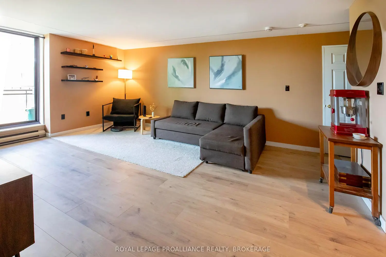 120 Barrett Court 411 photo 3