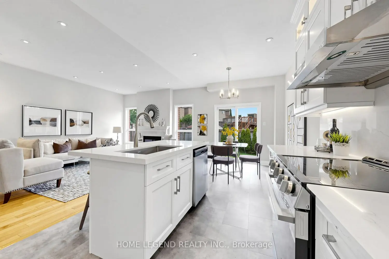 65 Dovetail Drive photo 4