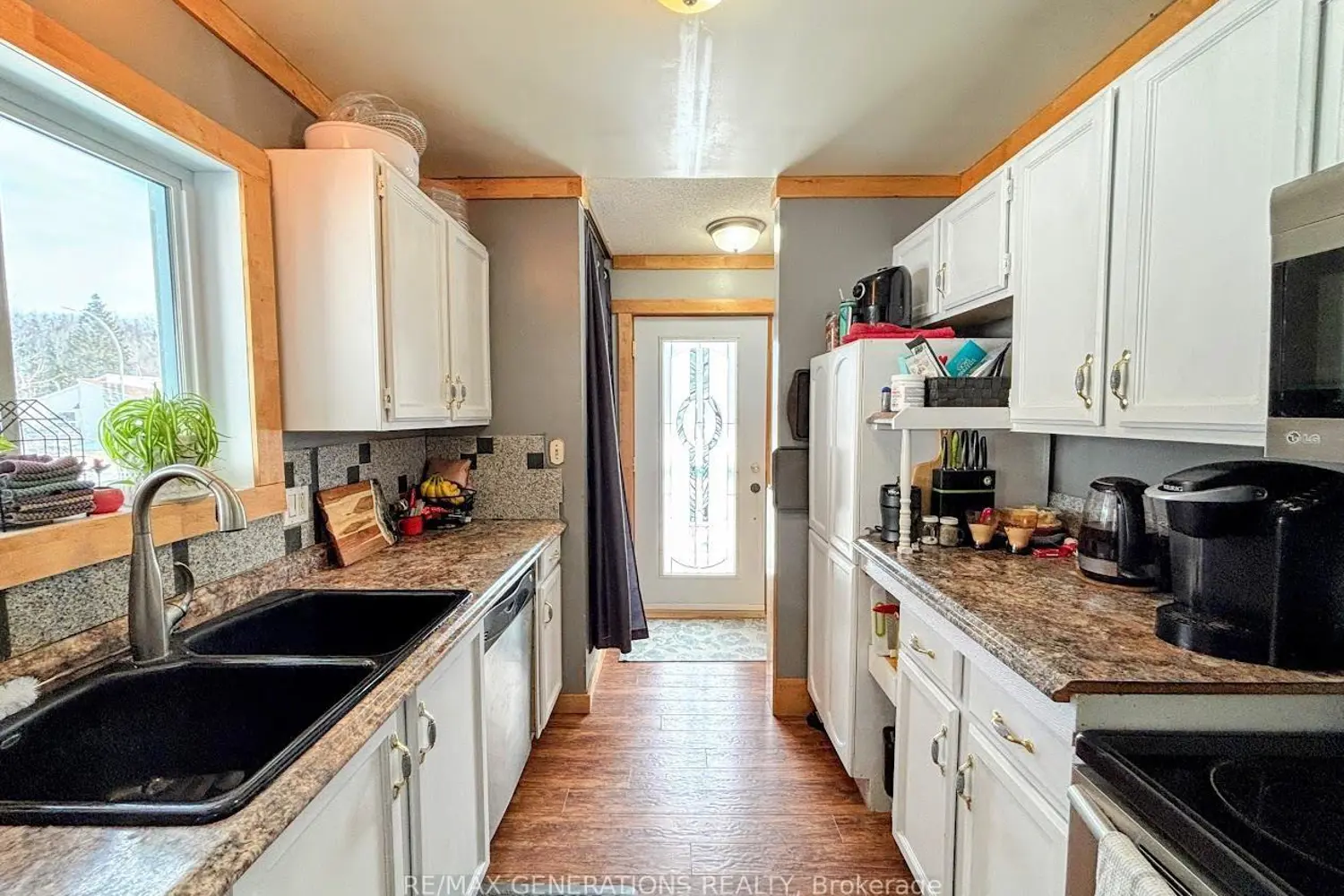 64 Hemlo Drive photo 4