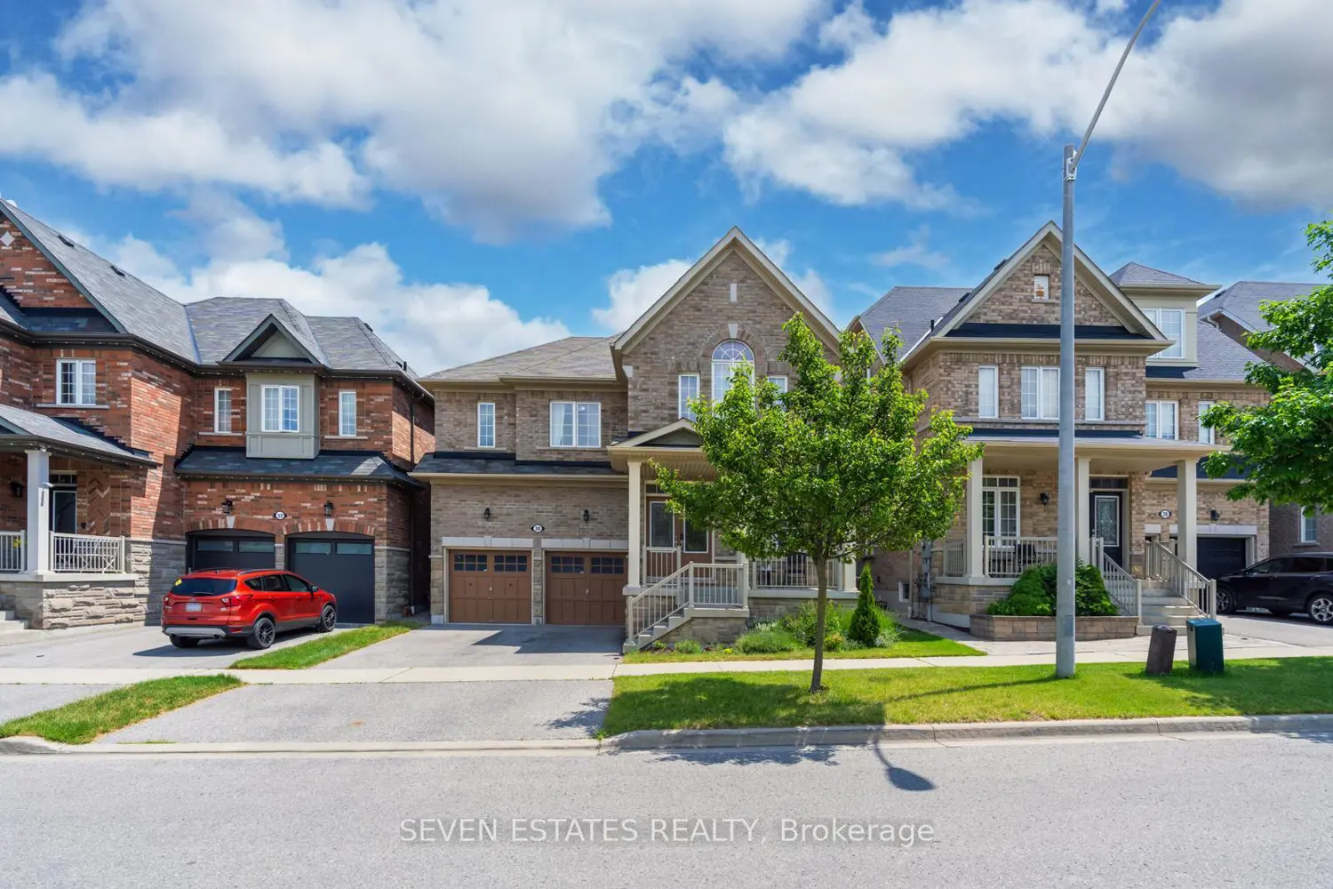 30 Sheldon Drive photo 2