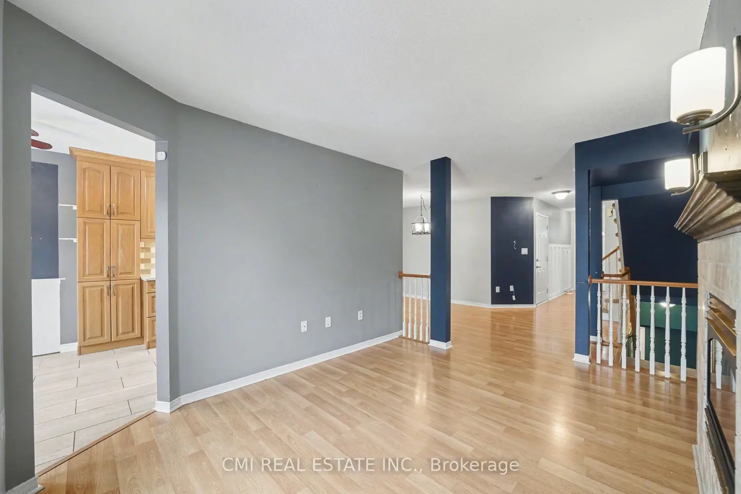 5070 Drummond Road 3 photo 4