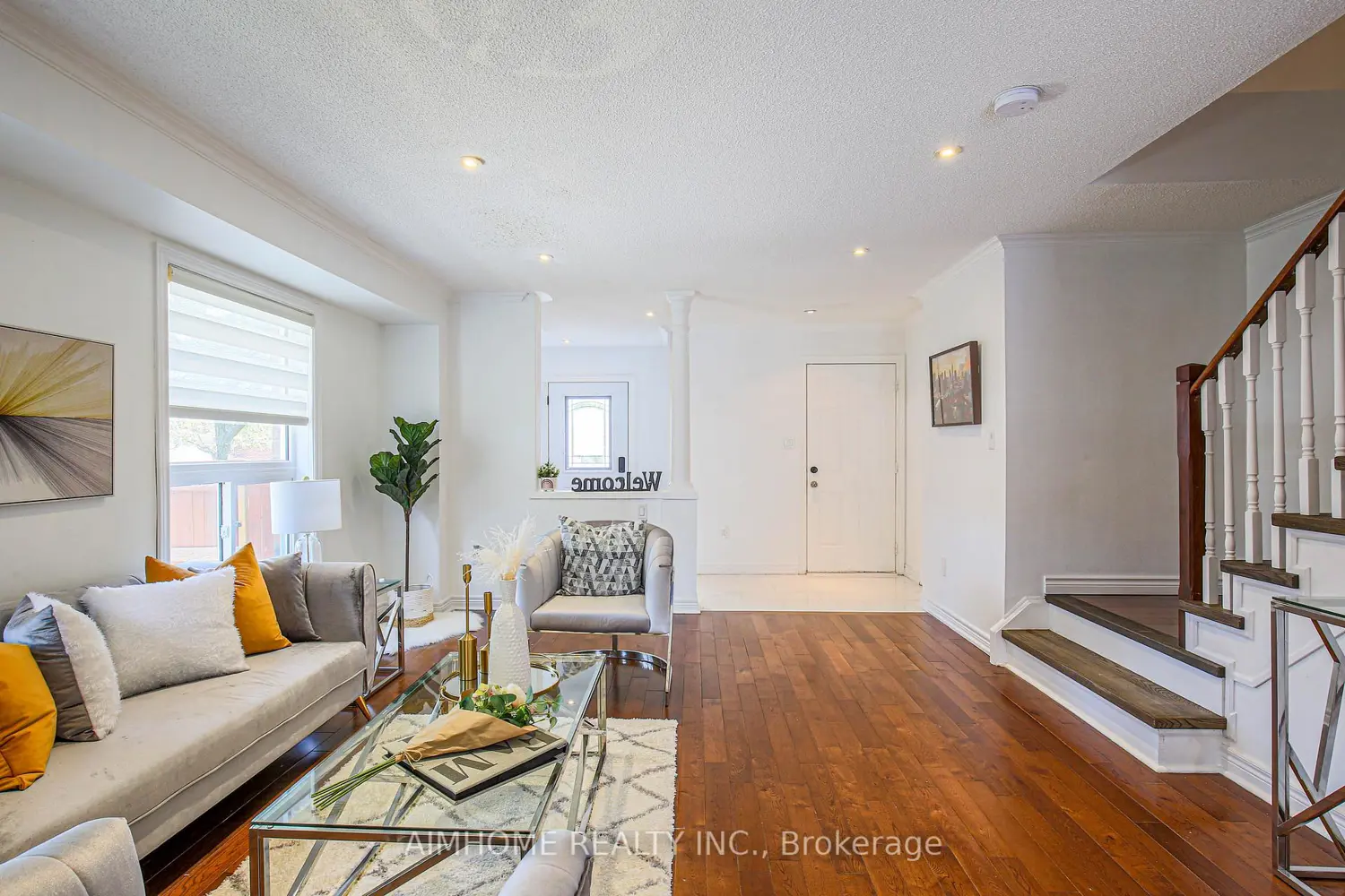 6401 Saratoga Way photo 3