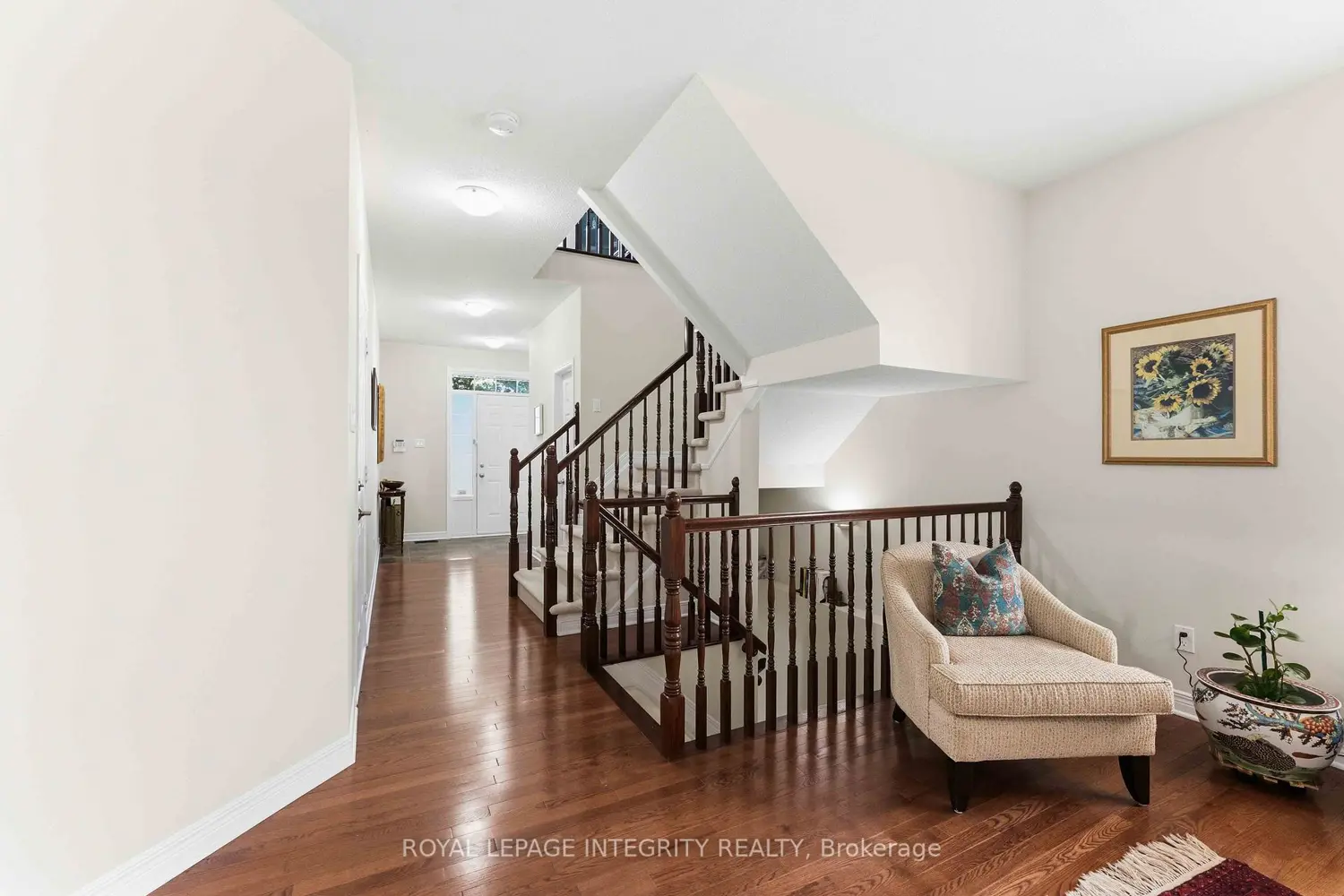 347 Antigonish Avenue photo 2