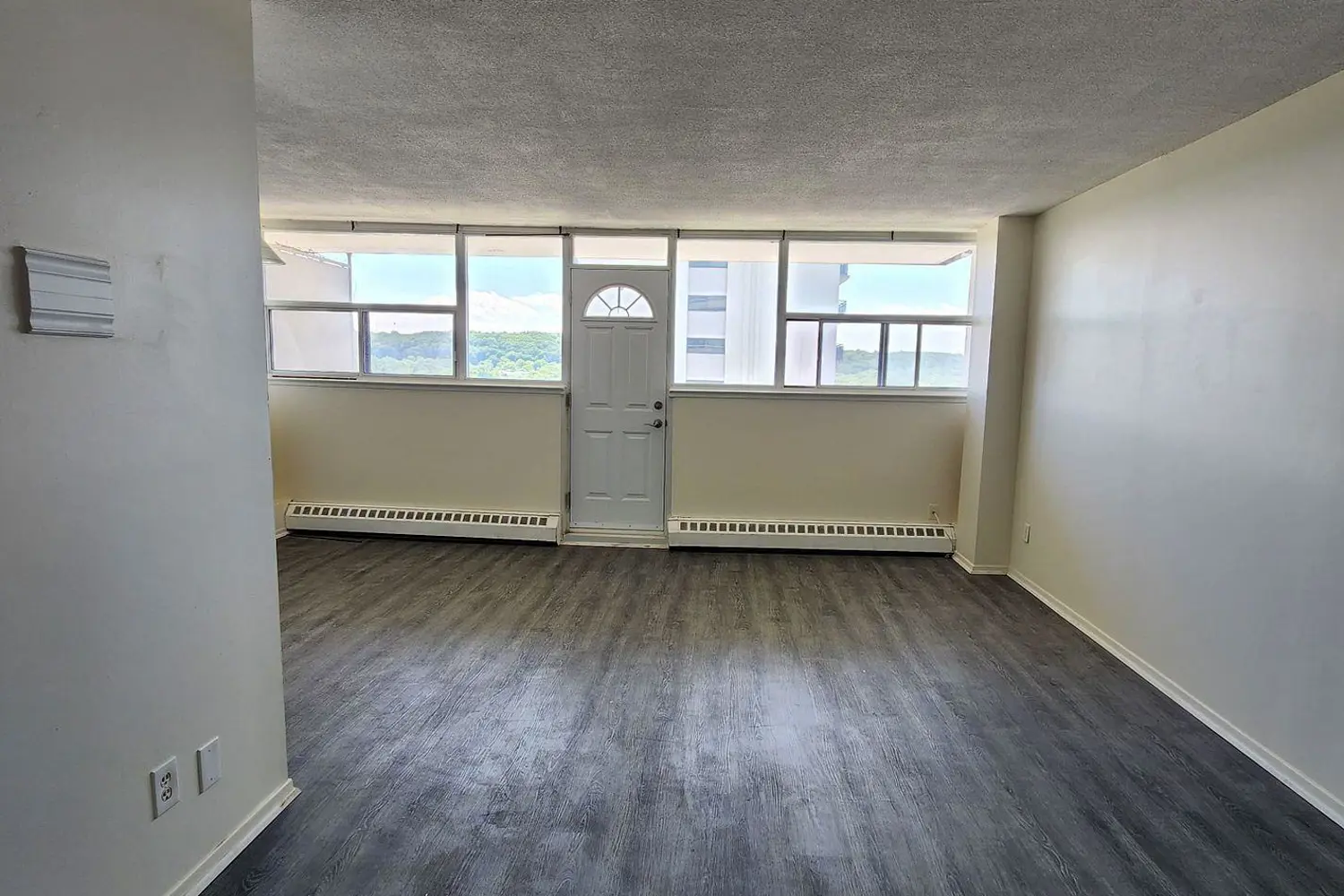 215 Glenridge Avenue 1102 photo 2