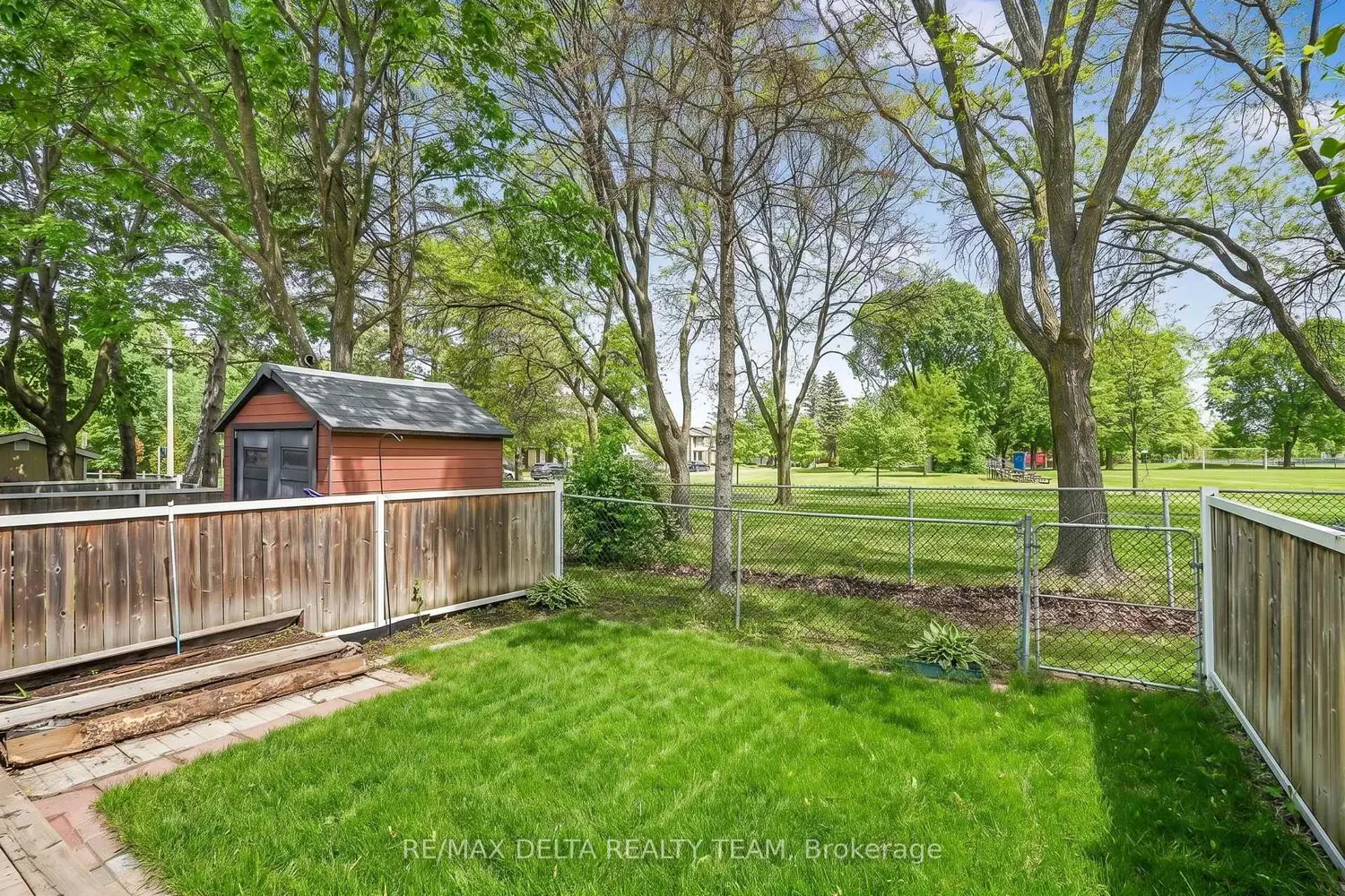 1107 Des Forets Avenue photo 2