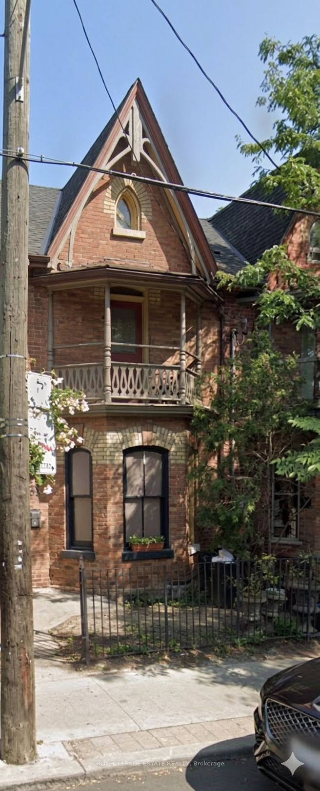 561 Parliament Street, Toronto, ON, M4X 1P7
