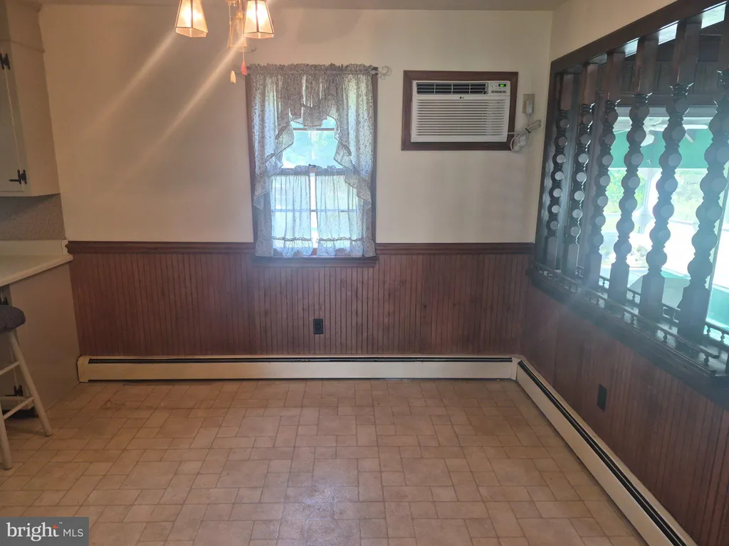 1043 Camp Road, Denton, MD 21629 photo 5