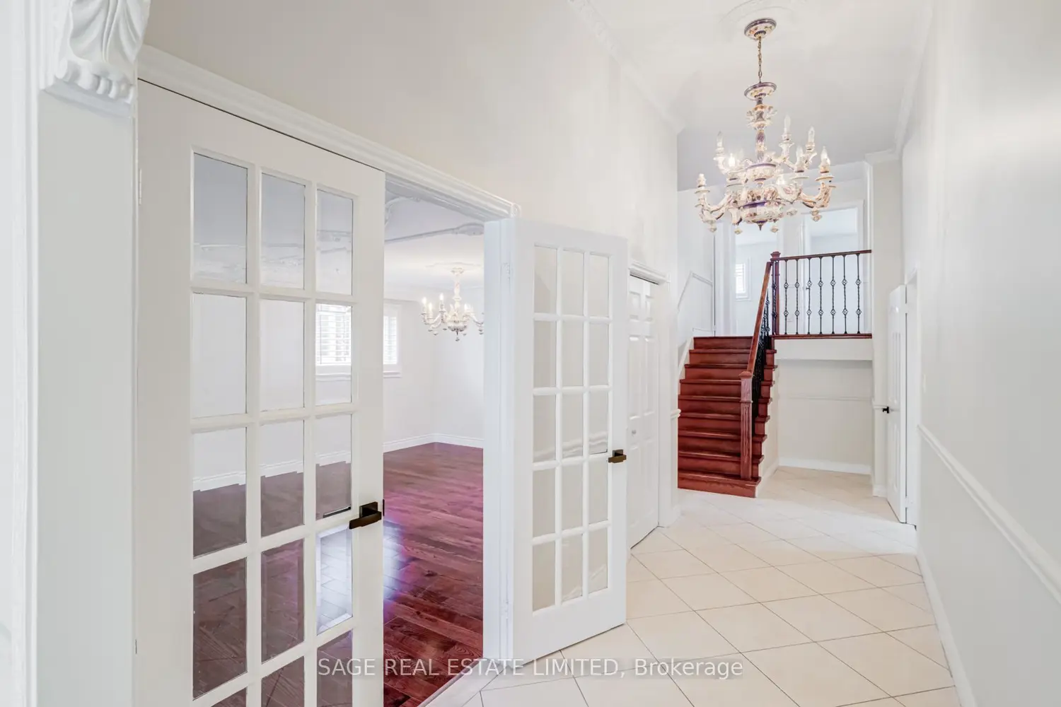40 Beamsville Drive photo 2