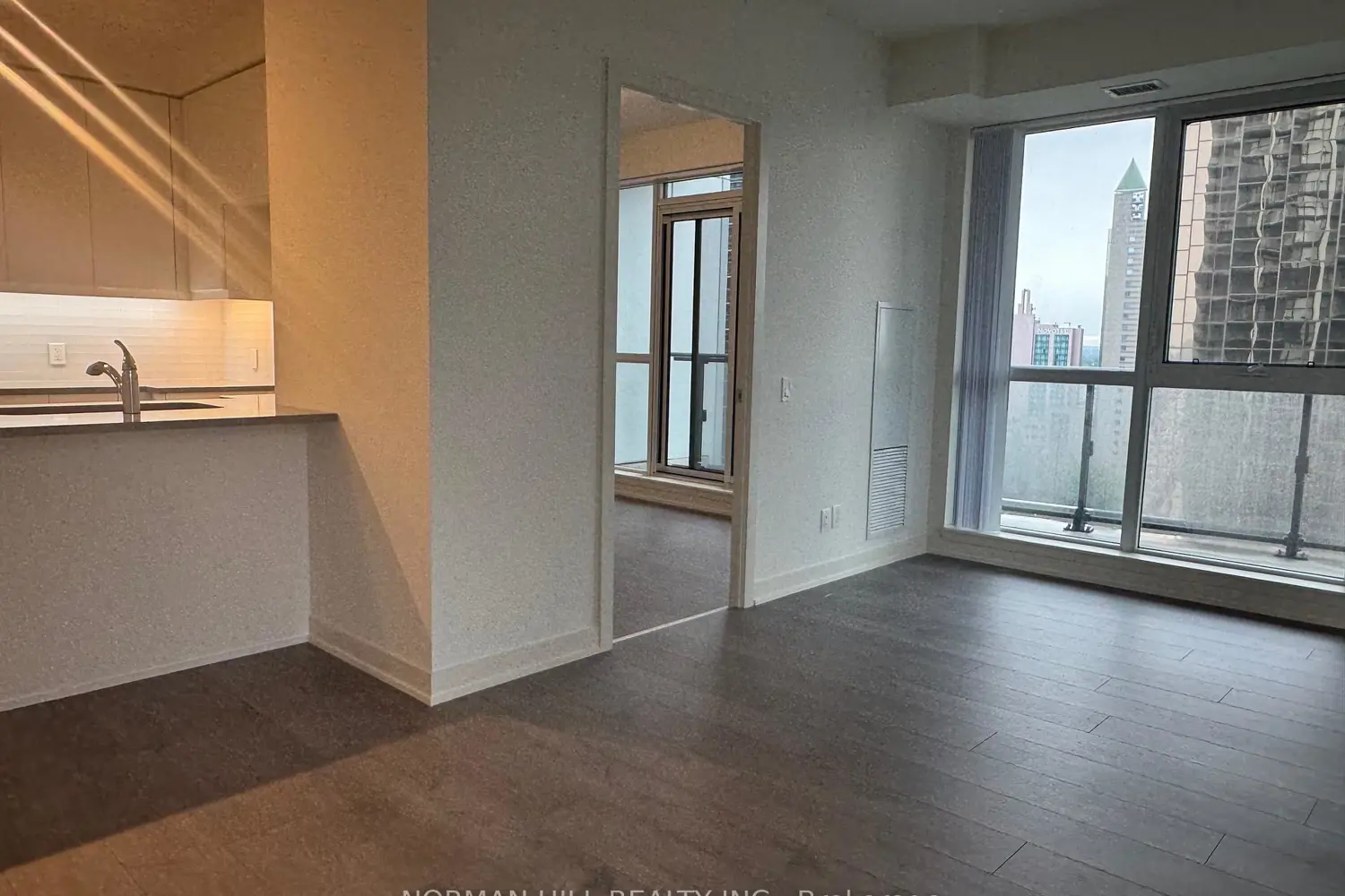 4955 Yonge Street 1619 photo 5