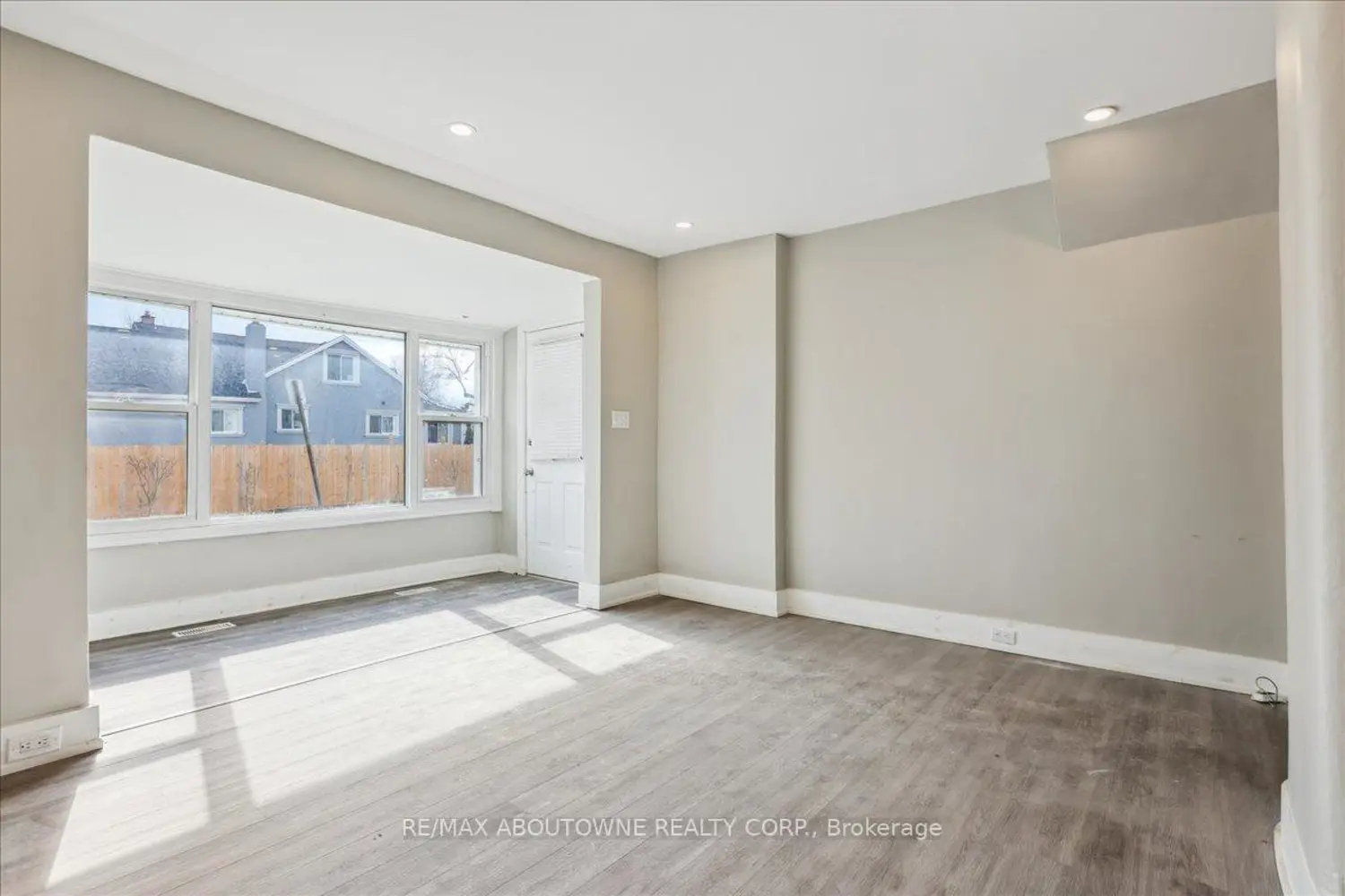 19 Seneca Street photo 5