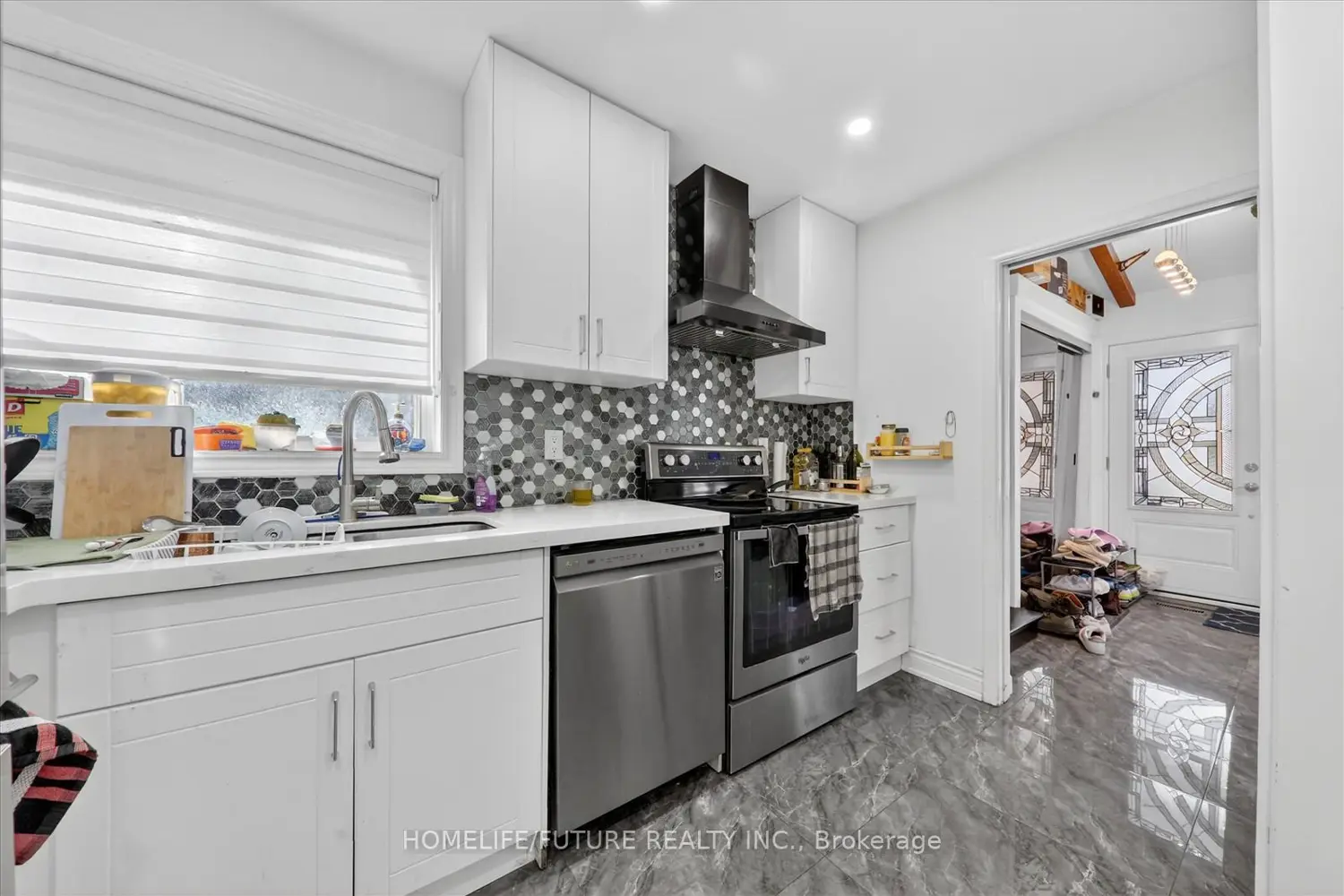 21 Aspendale Drive photo 5