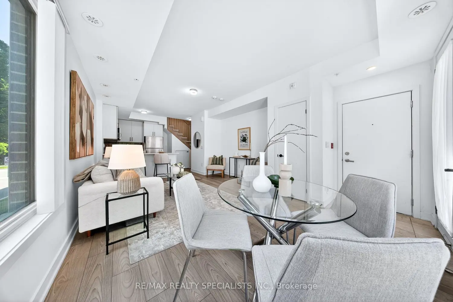 3472 Widdicombe Way 28 photo 5