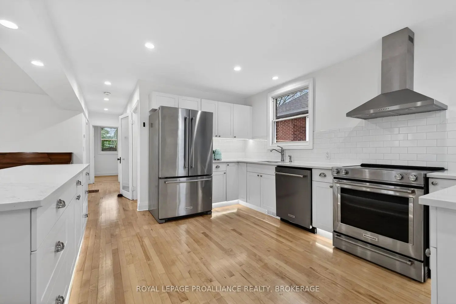 229 Park Street photo 4
