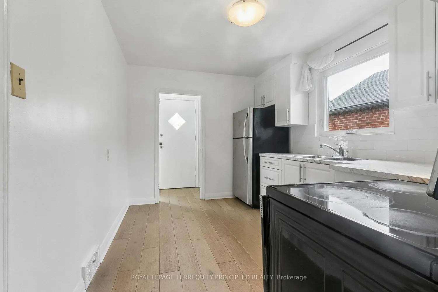 104 Galbraith Avenue photo 4