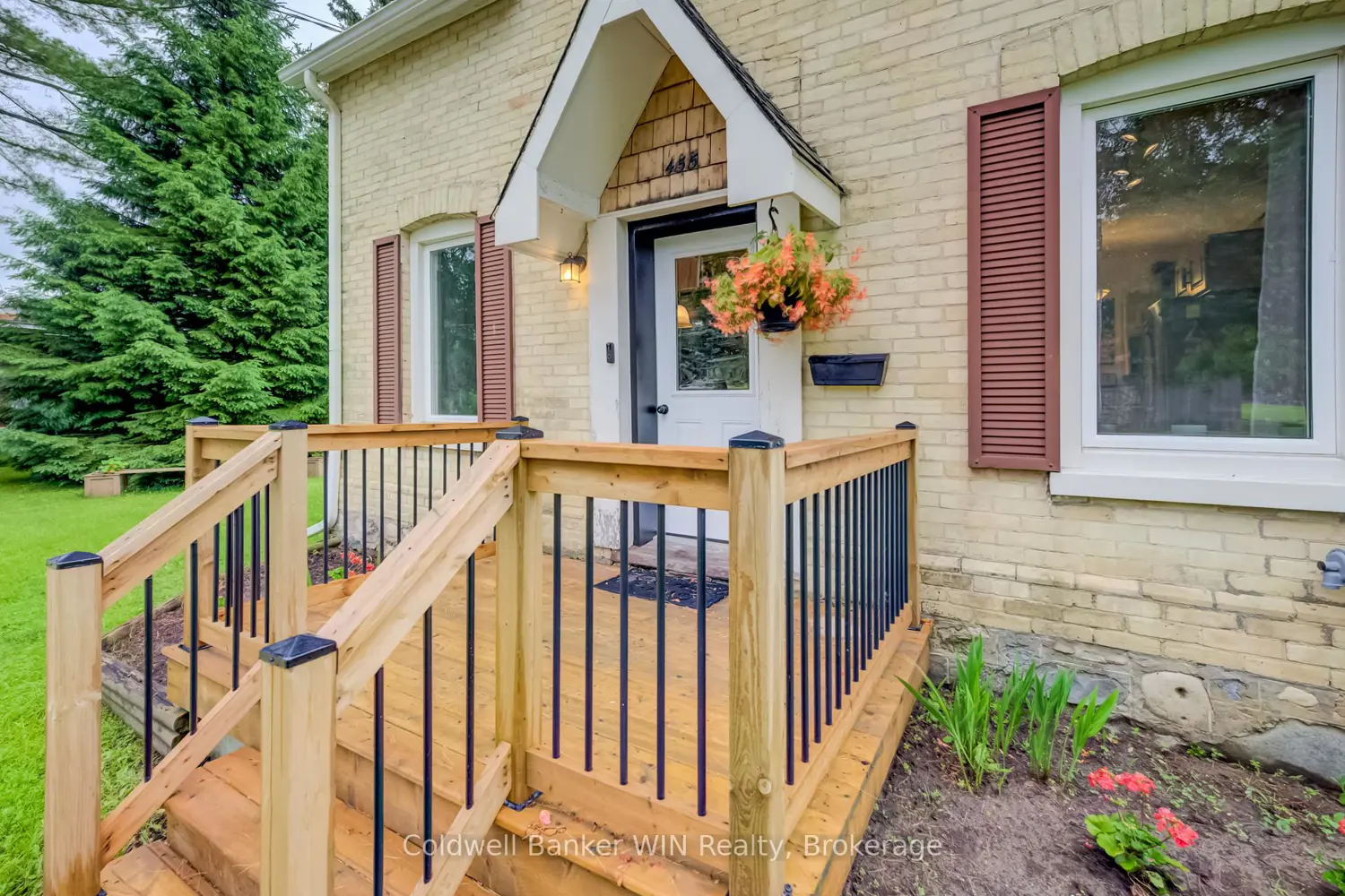 455 Durham Street photo 3
