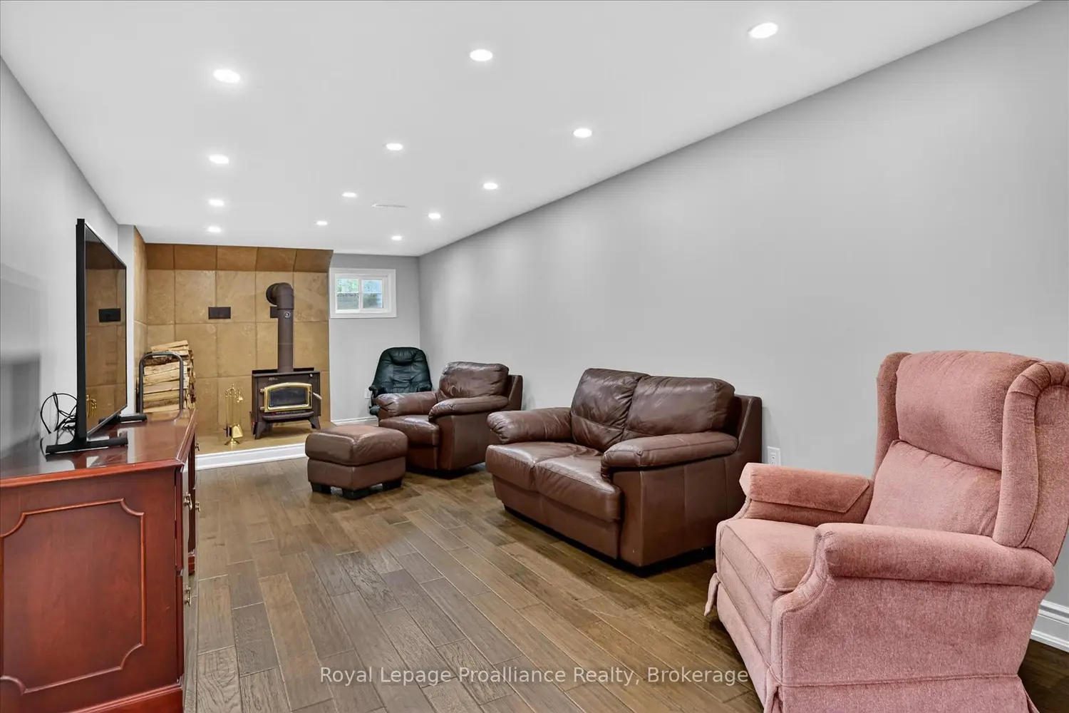 59 Wallis Drive photo 5