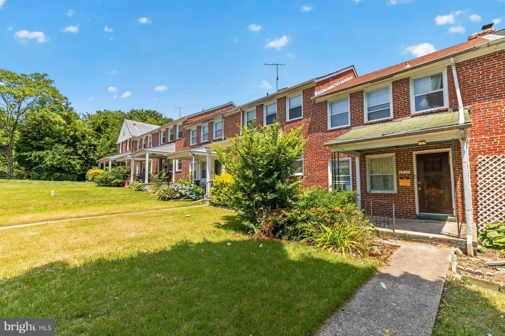 1510 Gleneagle Road, Baltimore, MD 21239 photo 2