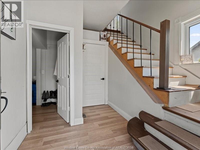 53 Askew , Leamington, ON, N8H1Y1 photo 5