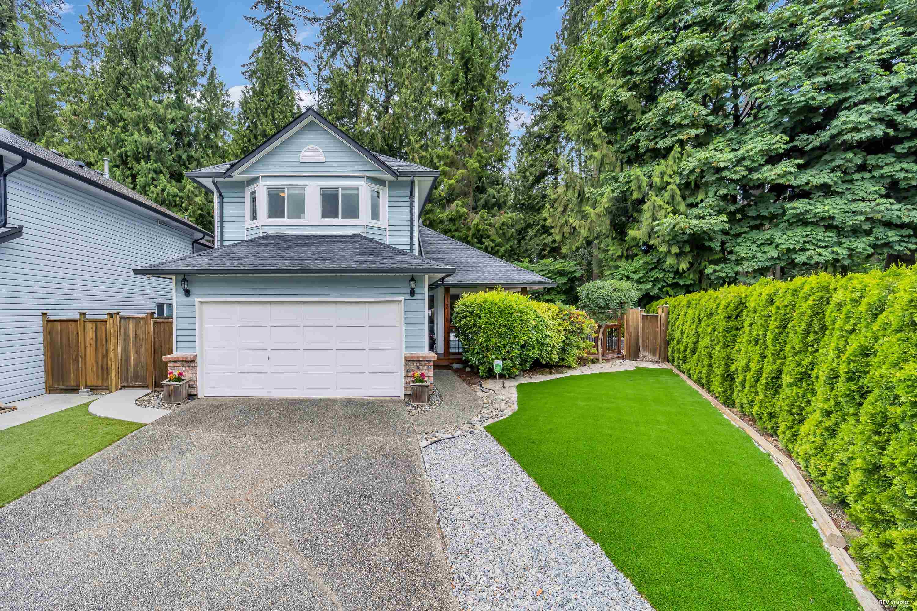 1318 Mclellan Drive, Coquitlam, BC, V3E 2K3 photo 2