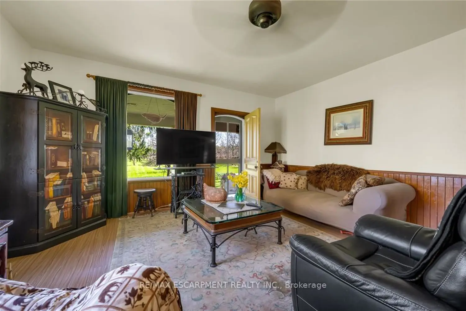 420 Ridge Road photo 5