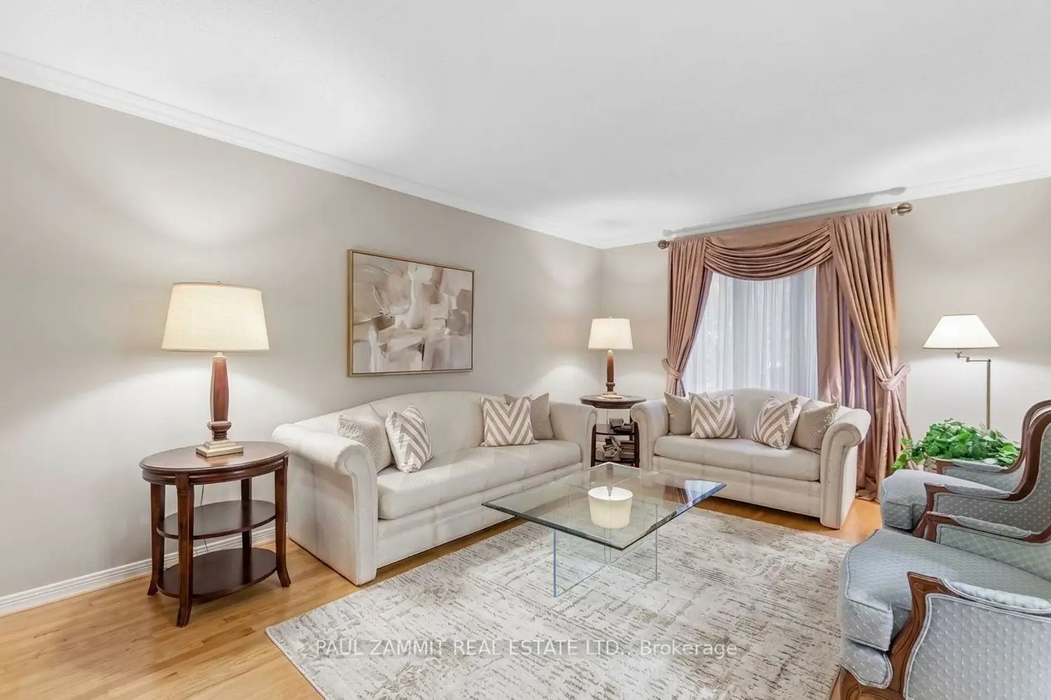 39 Woolsthorpe Crescent photo 2
