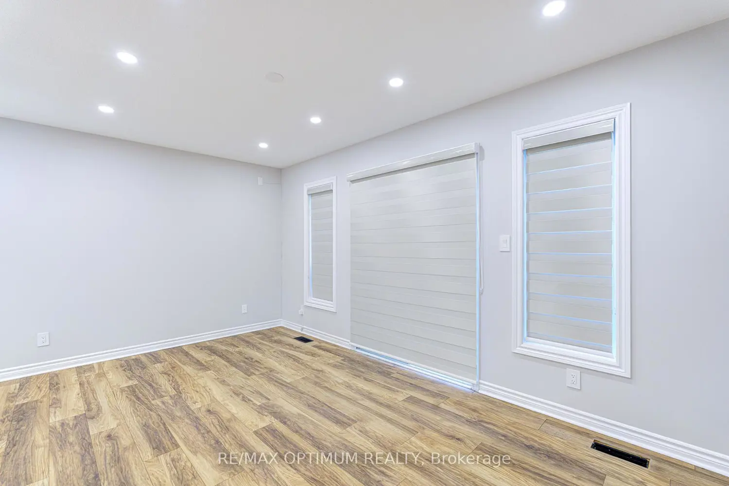 345 Dalhousie Street photo 3