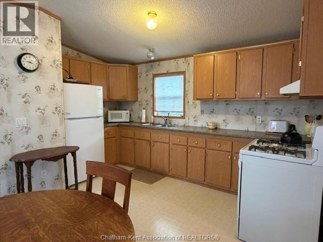 137 Dunkirk Drive, Chatham, ON, N7L5J5 photo 3