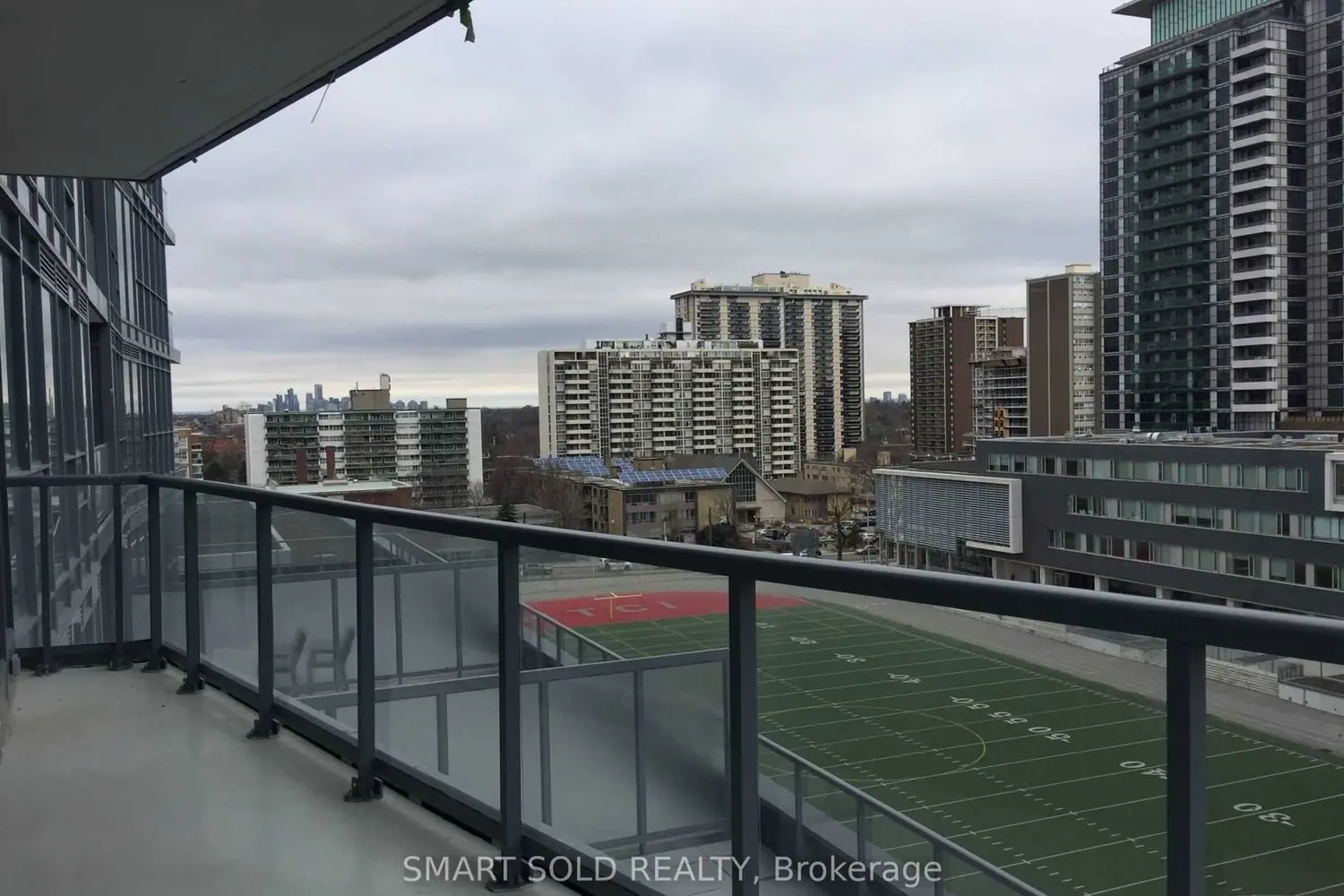 30 Roehampton Avenue 810 photo 5