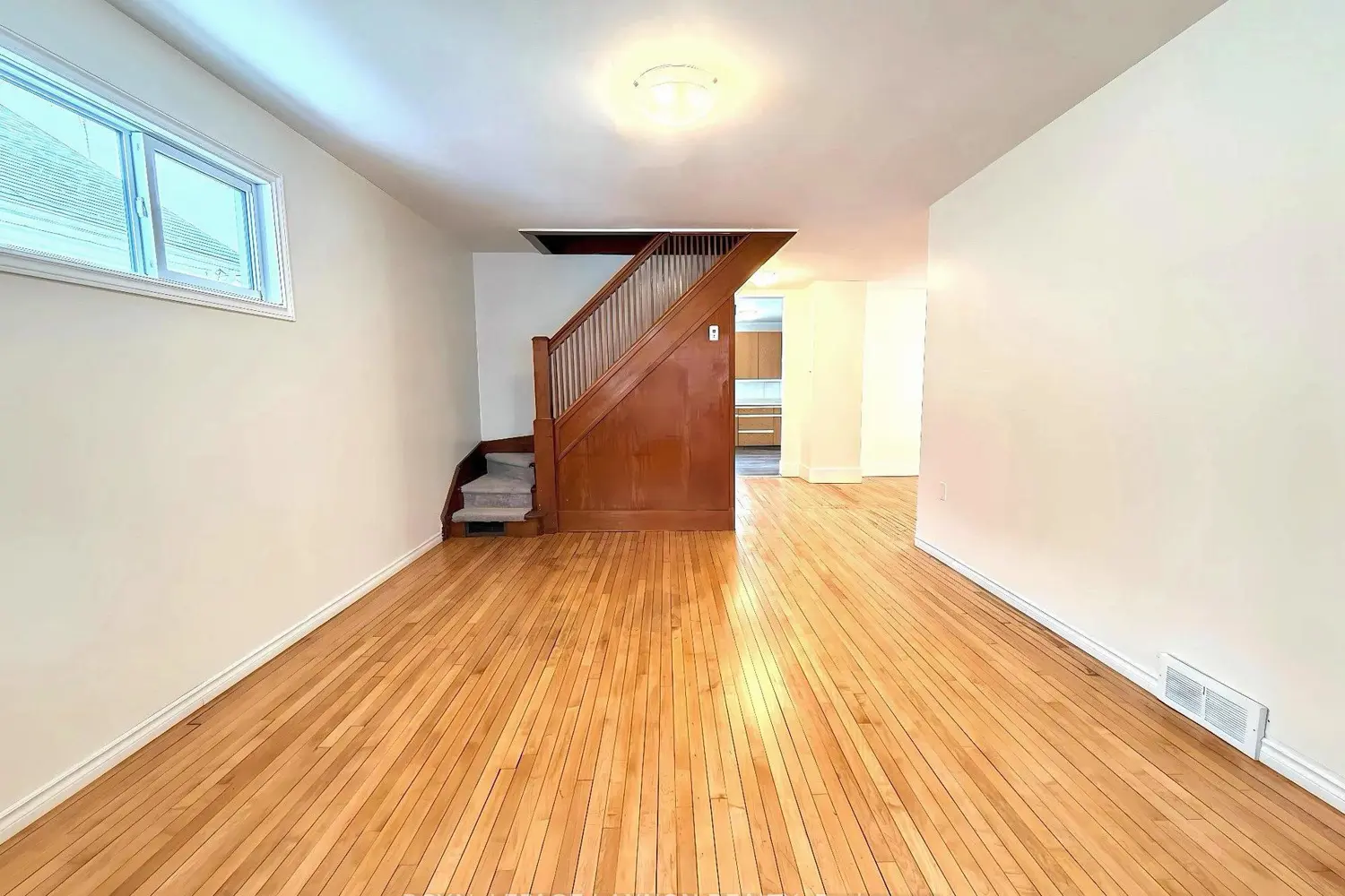 205 Second Avenue photo 2