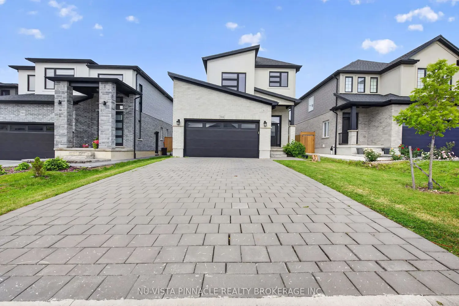 1556 Dylan Street photo 4