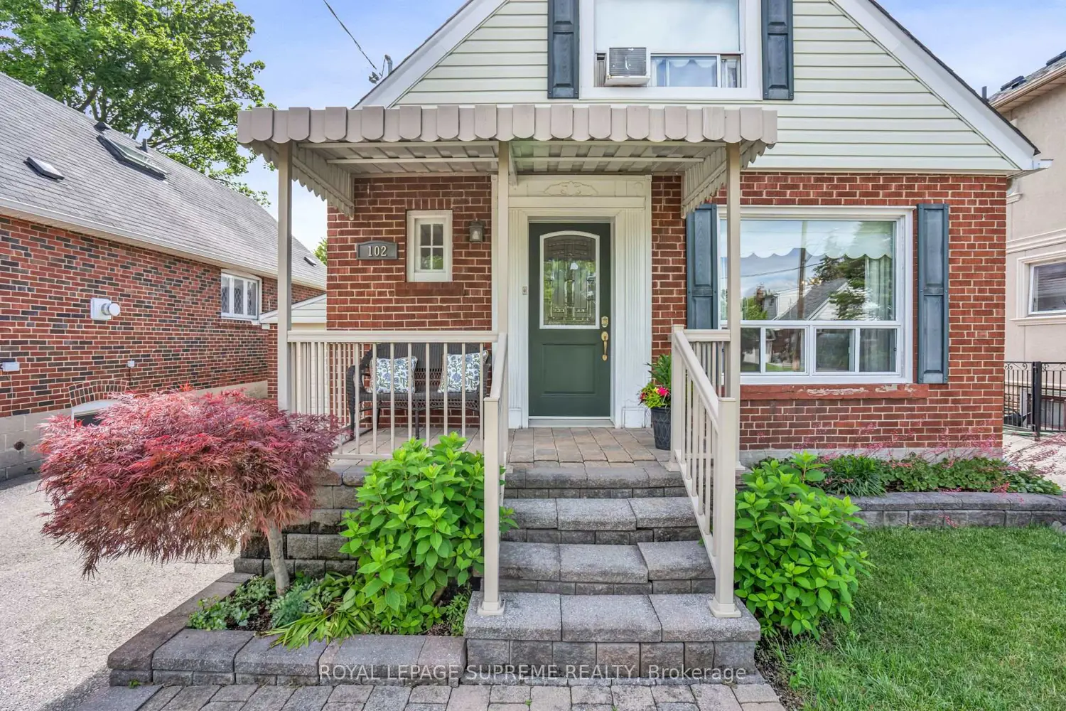102 Binswood Avenue photo 2
