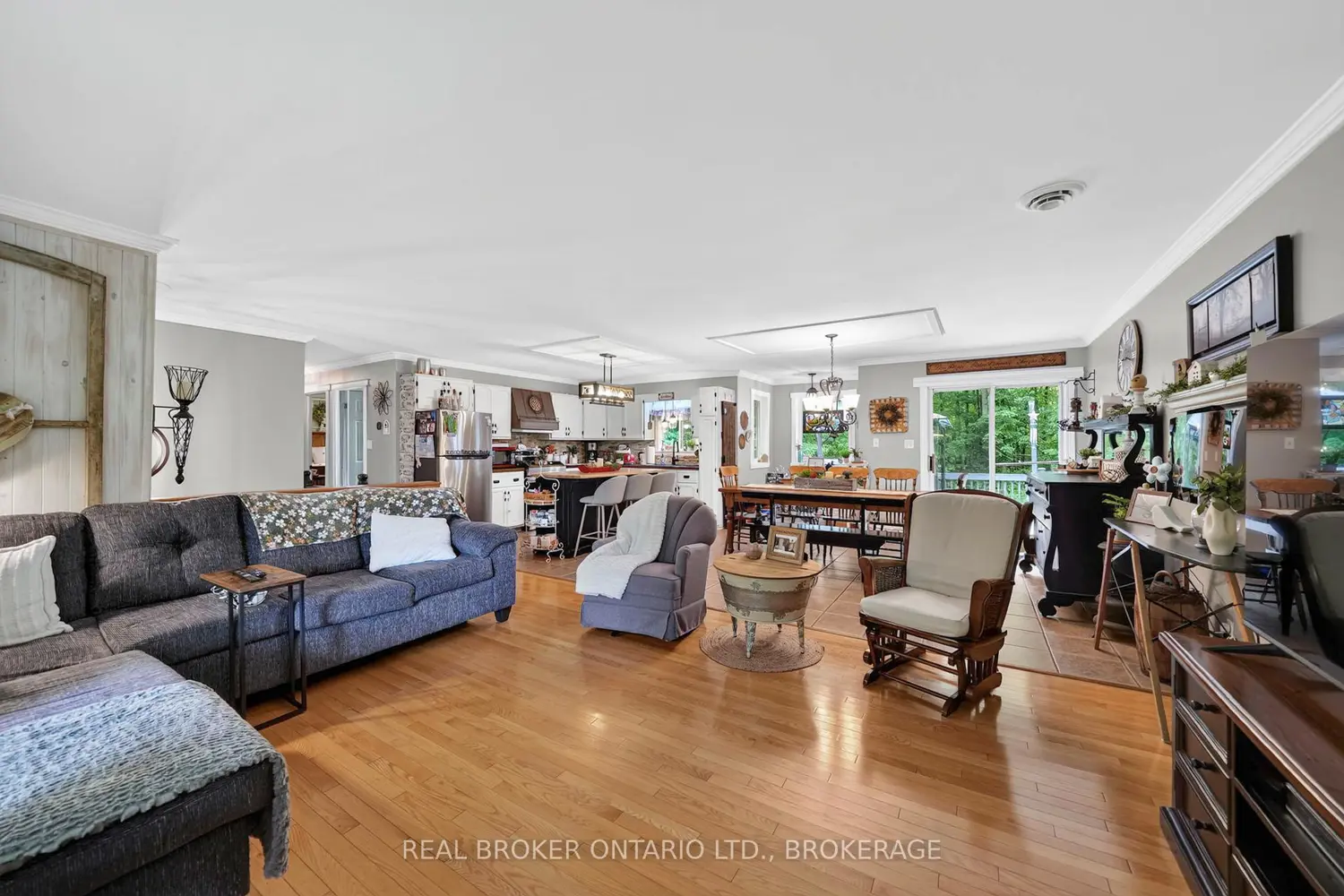 5121 Brunet Road photo 3