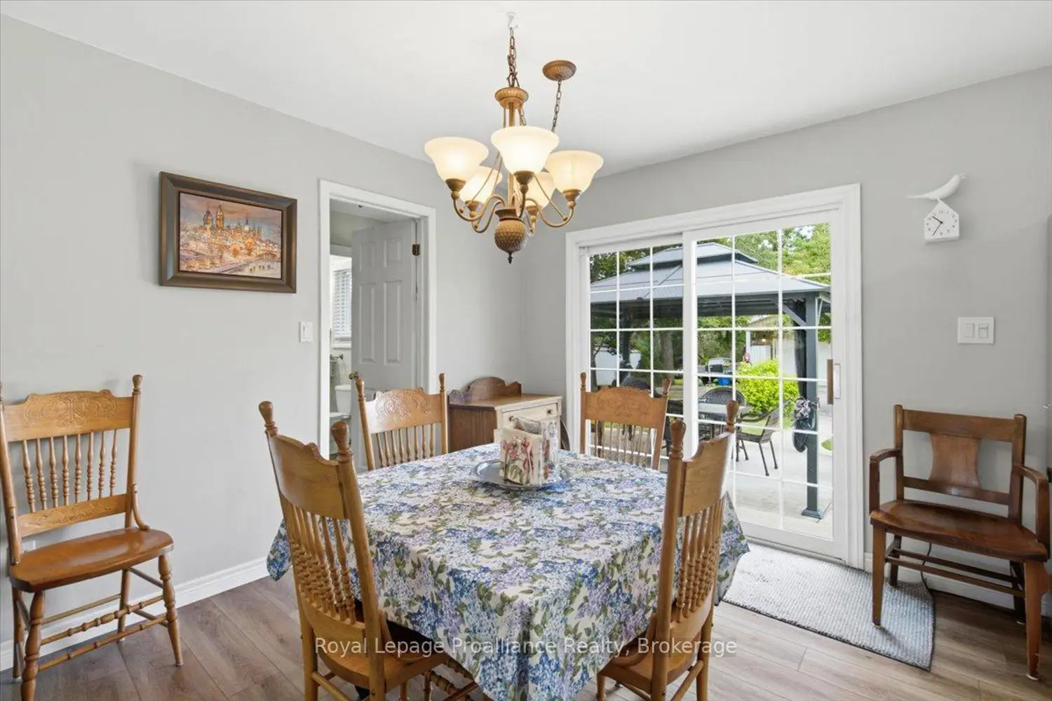171 Aikins Road photo 4