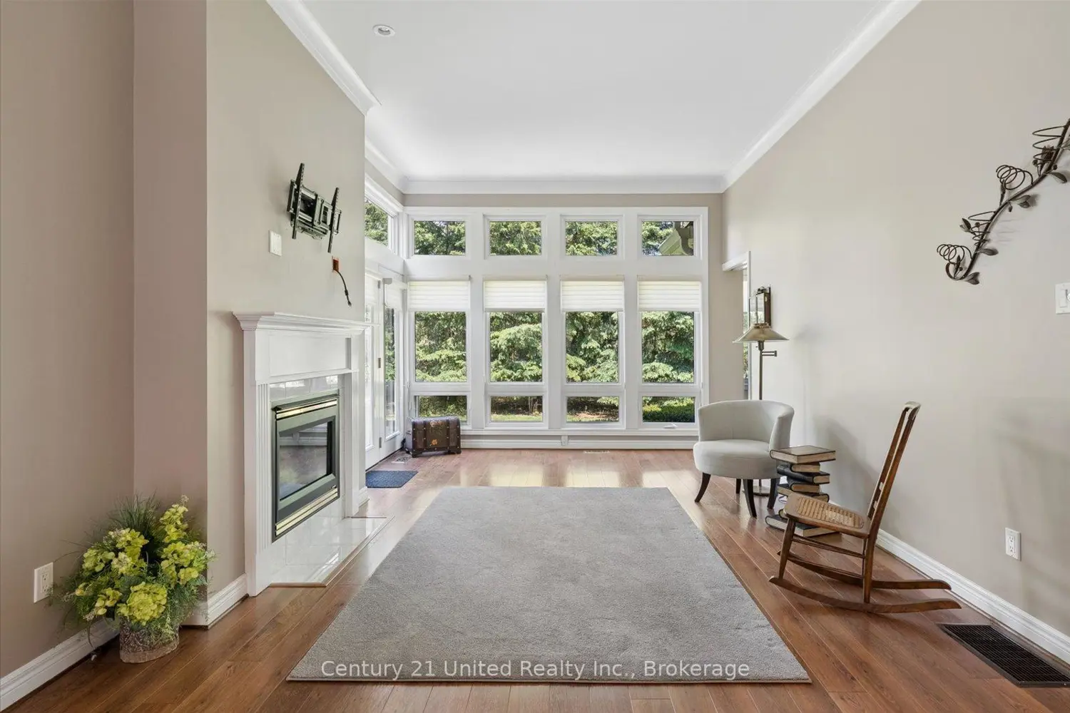1850 Cherryhill Road 11 photo 5