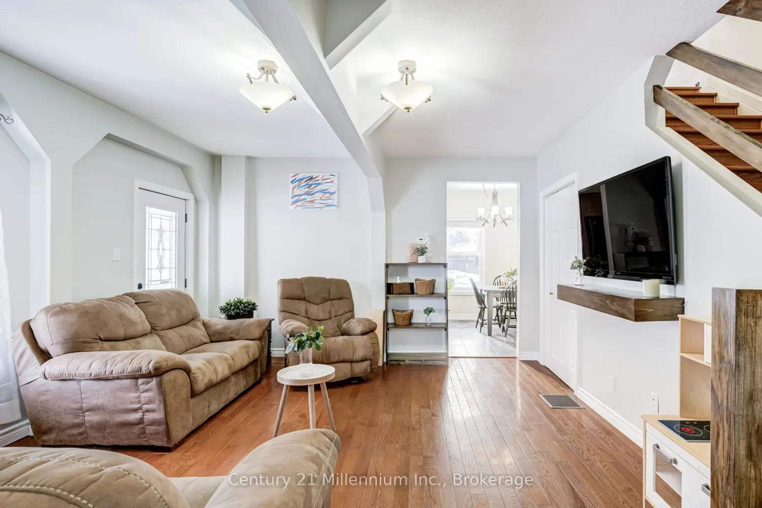 328 Bruce Road 40 photo 3